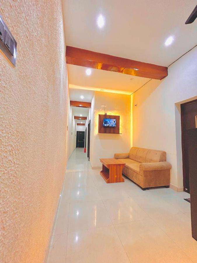 Hotel Sr Grand Gorakhpur Exterior photo